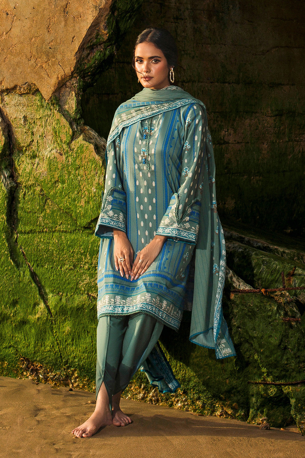 Unstitched Printed Cotton Net Salwar Kameez Suit Gul Ahmed CD-32001 B