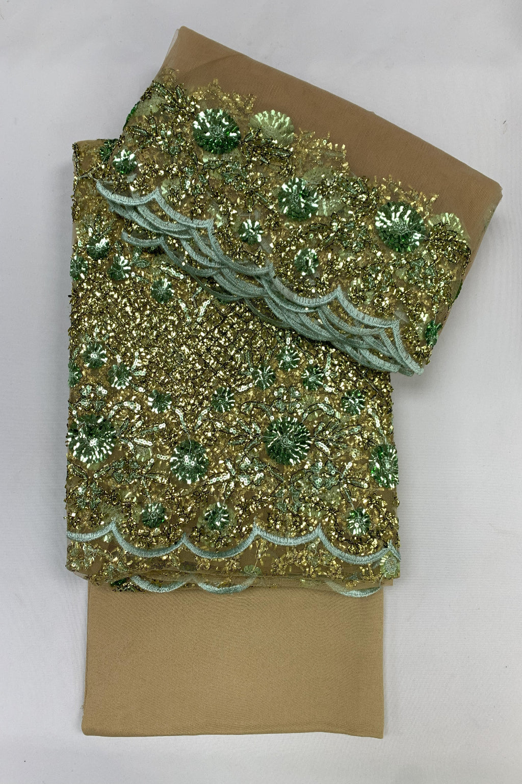 D8 Unstitched Ladies Embroidered Net 4pc Suit