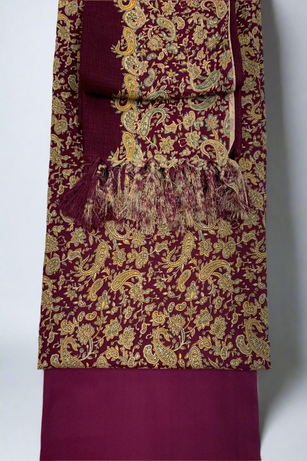 405 Unstitched Ladies Paisley Print Alpine 3pc Warm Suit