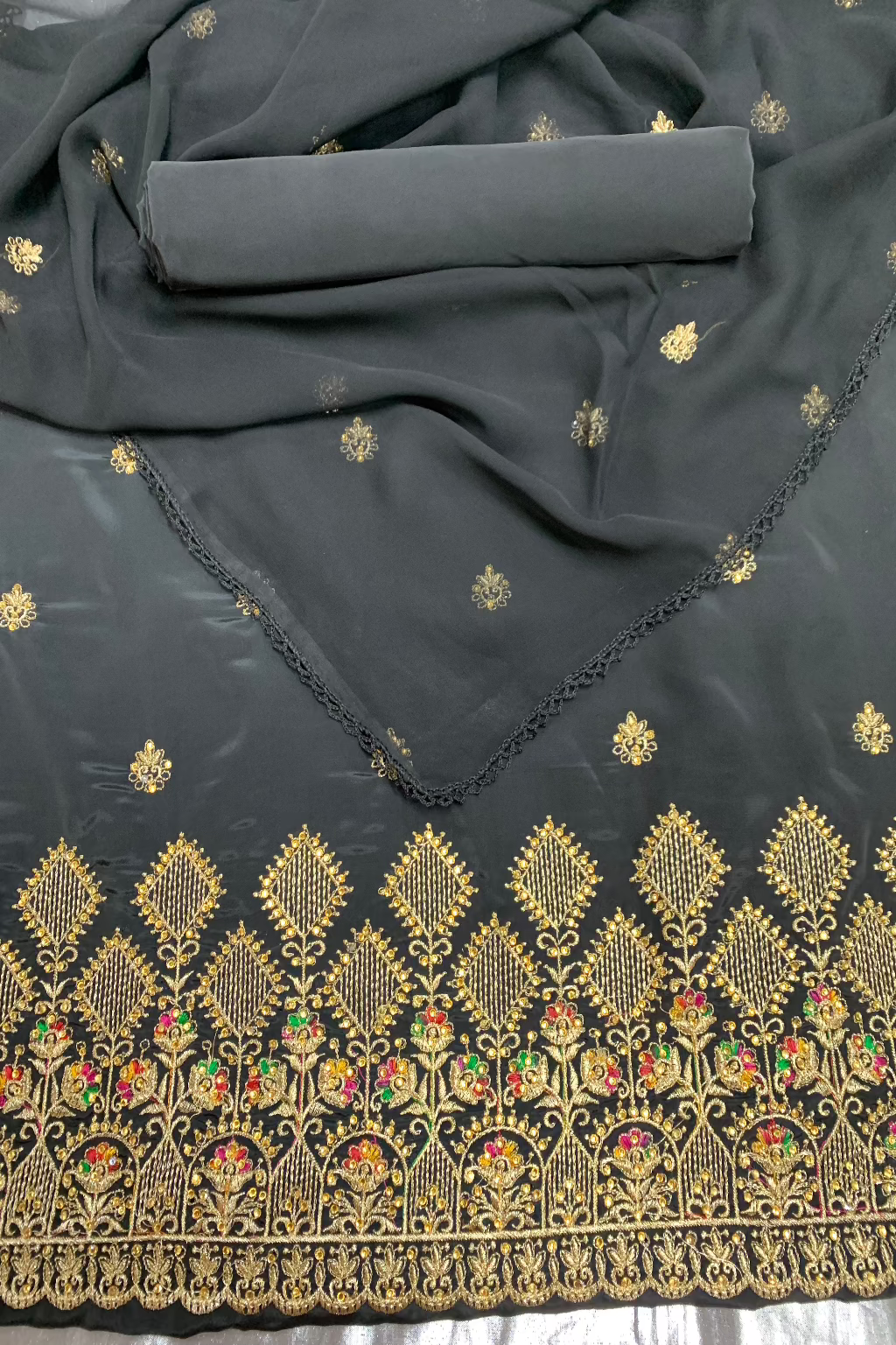 9497 Unstitched Ladies Embroidered Crepe 3pc Suit