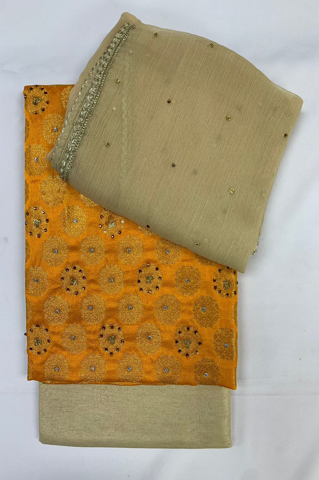 D23 Ladies Banarsi Jacquard Printed 3pc Unstitched Suit