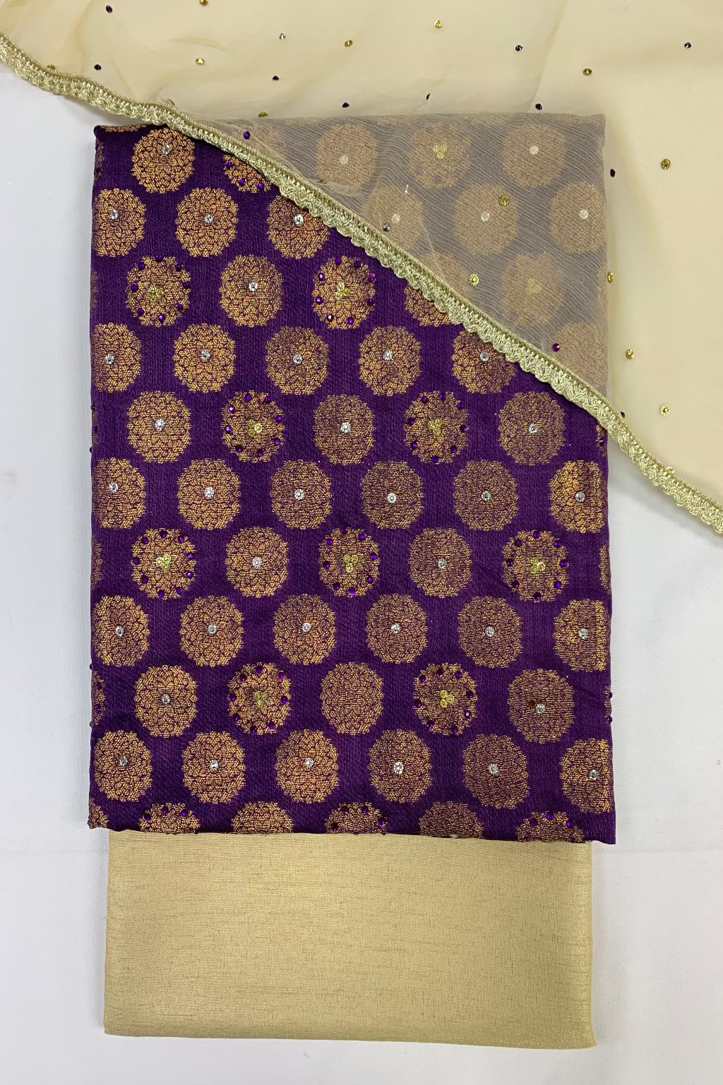 D23 Ladies Banarsi Jacquard Printed 3pc Unstitched Suit