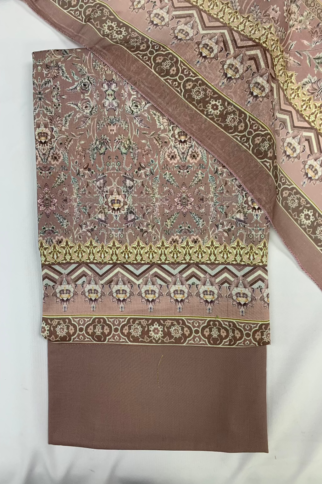116 Floral Printed Cotton 3pc Unstitched Suit