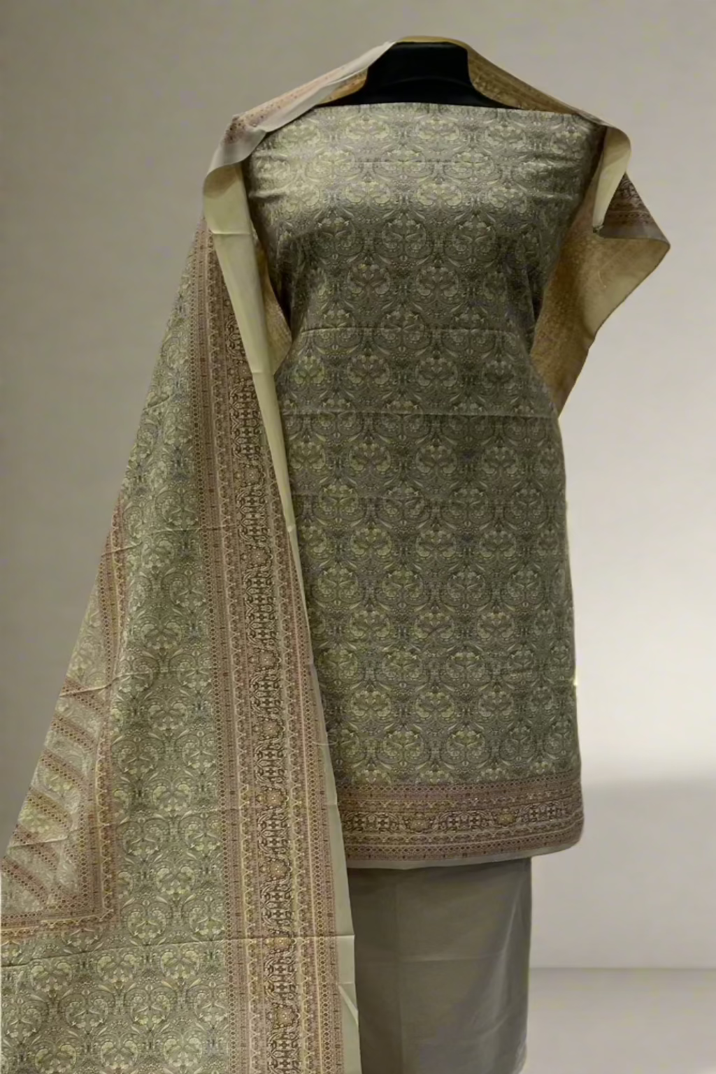 151 Floral Printed Alpine 3pc Warm Unstitched Suit with Border