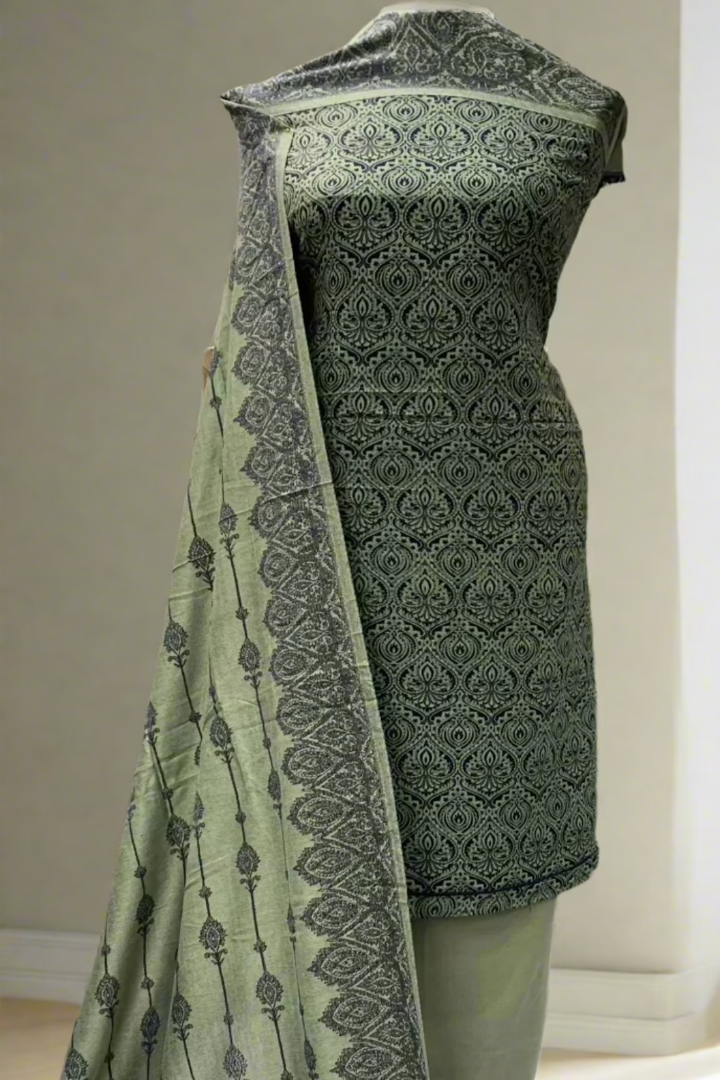 186 Floral Printed Alpine 3pc Warm Unstitched Suit with Border