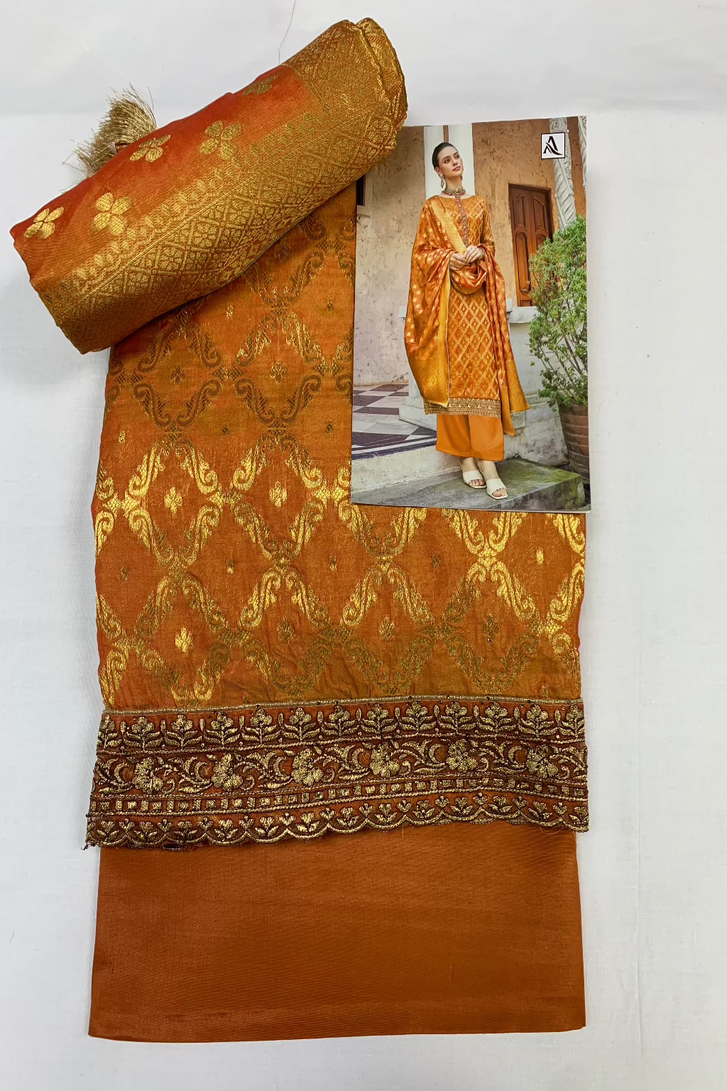 HIBA3 Ladies Banarsi Jacquard Embroidery 3pc Unstitched Suit