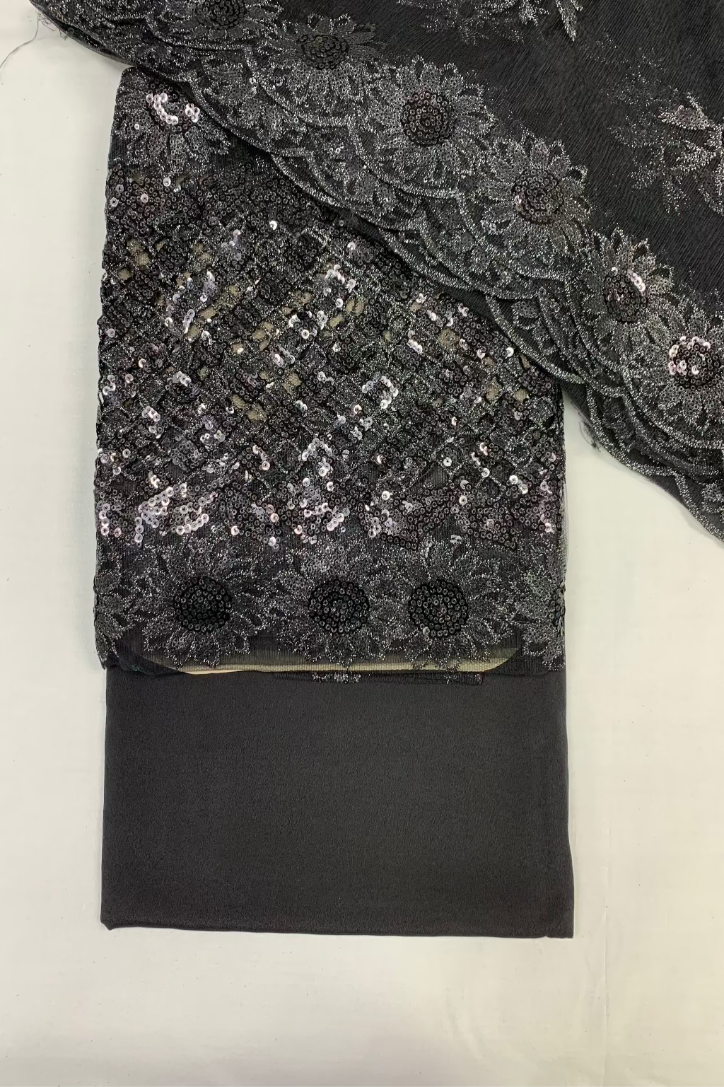 D26 Floral Sequin Embroidery Net 4pc Unstitched Suit