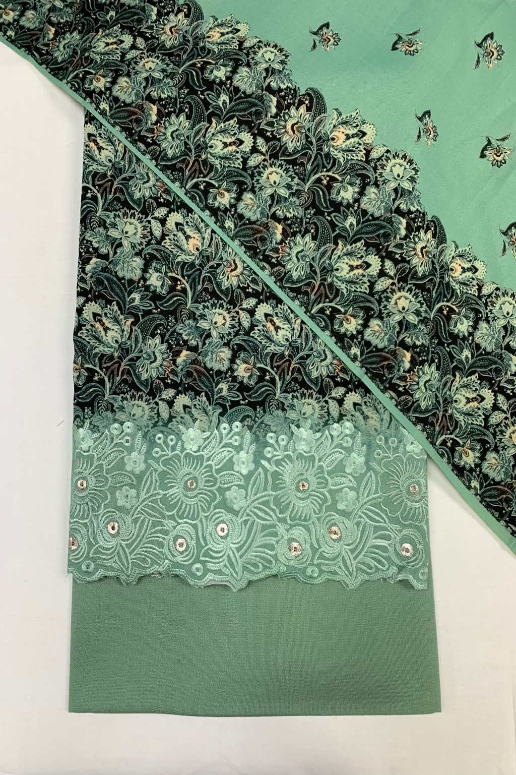 141 Floral Print Alpine 3pc Warm Unstitched Suit with Embroidered Border