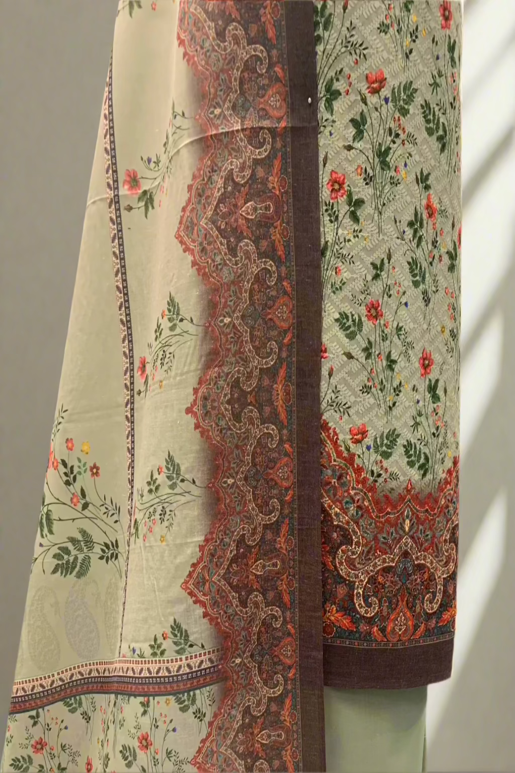 9440 Floral Printed Cotton 3pc Unstitched Suit with Embroidery