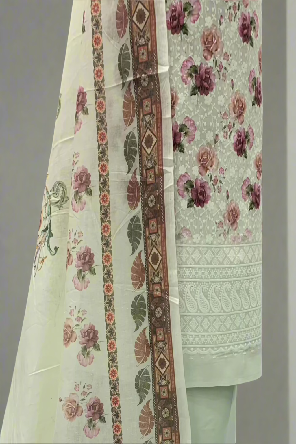 9434 Flower Printed Cotton 3pc Unstitched Suit with Embroidery
