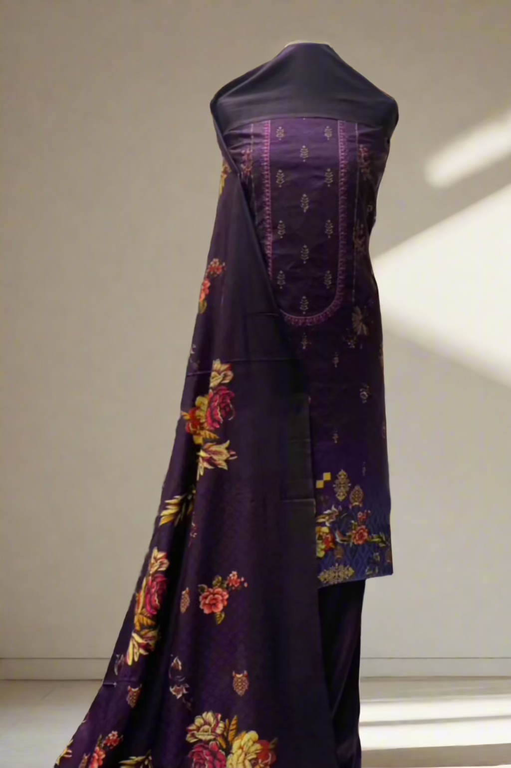 JN1 Floral Embroidery Printed Linen 3pc Unstitched Suit