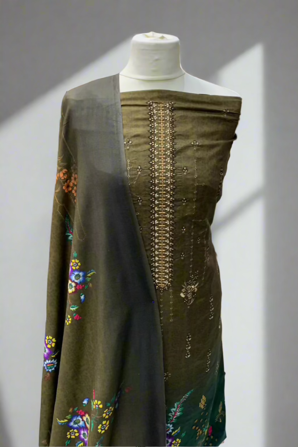 JN1 Floral Embroidery Printed Linen 3pc Unstitched Suit
