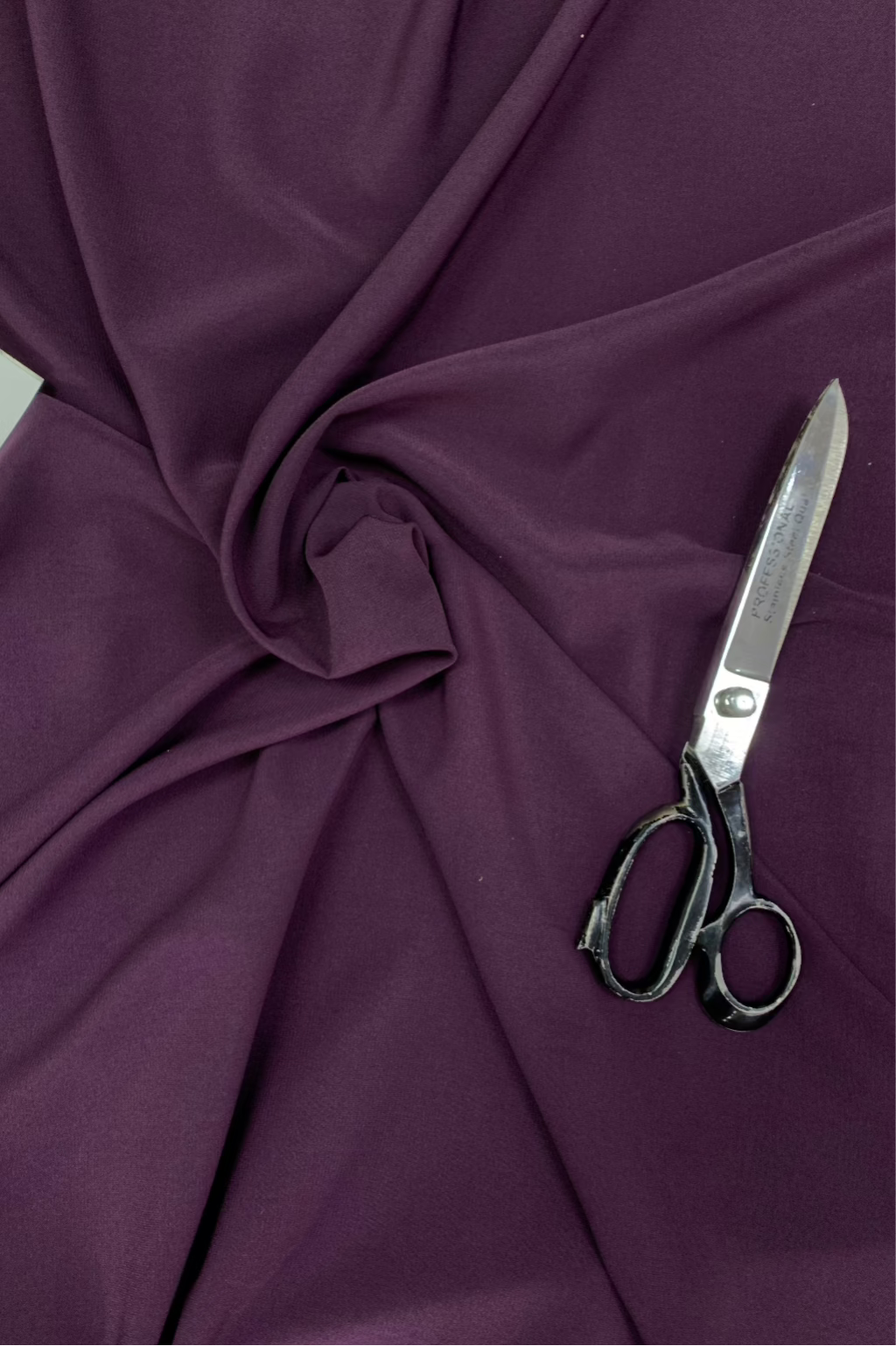 Plain Polyester Loose Abaya Fabric Per Metre