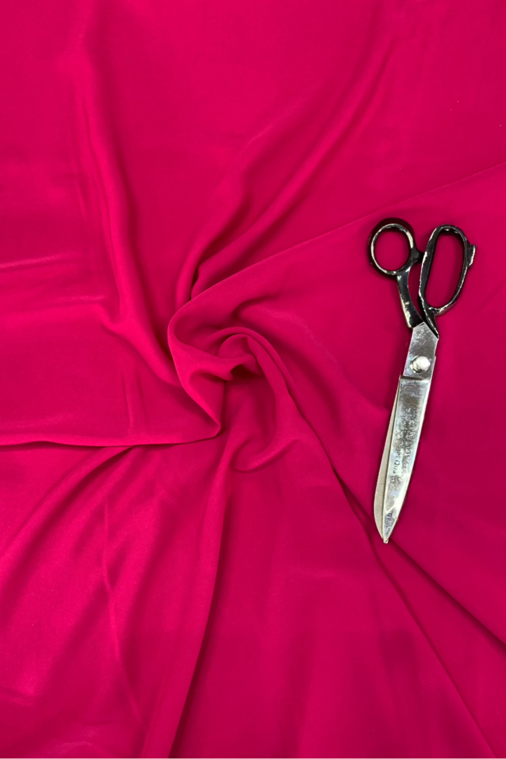 Plain Polyester Loose Abaya Fabric Per Metre