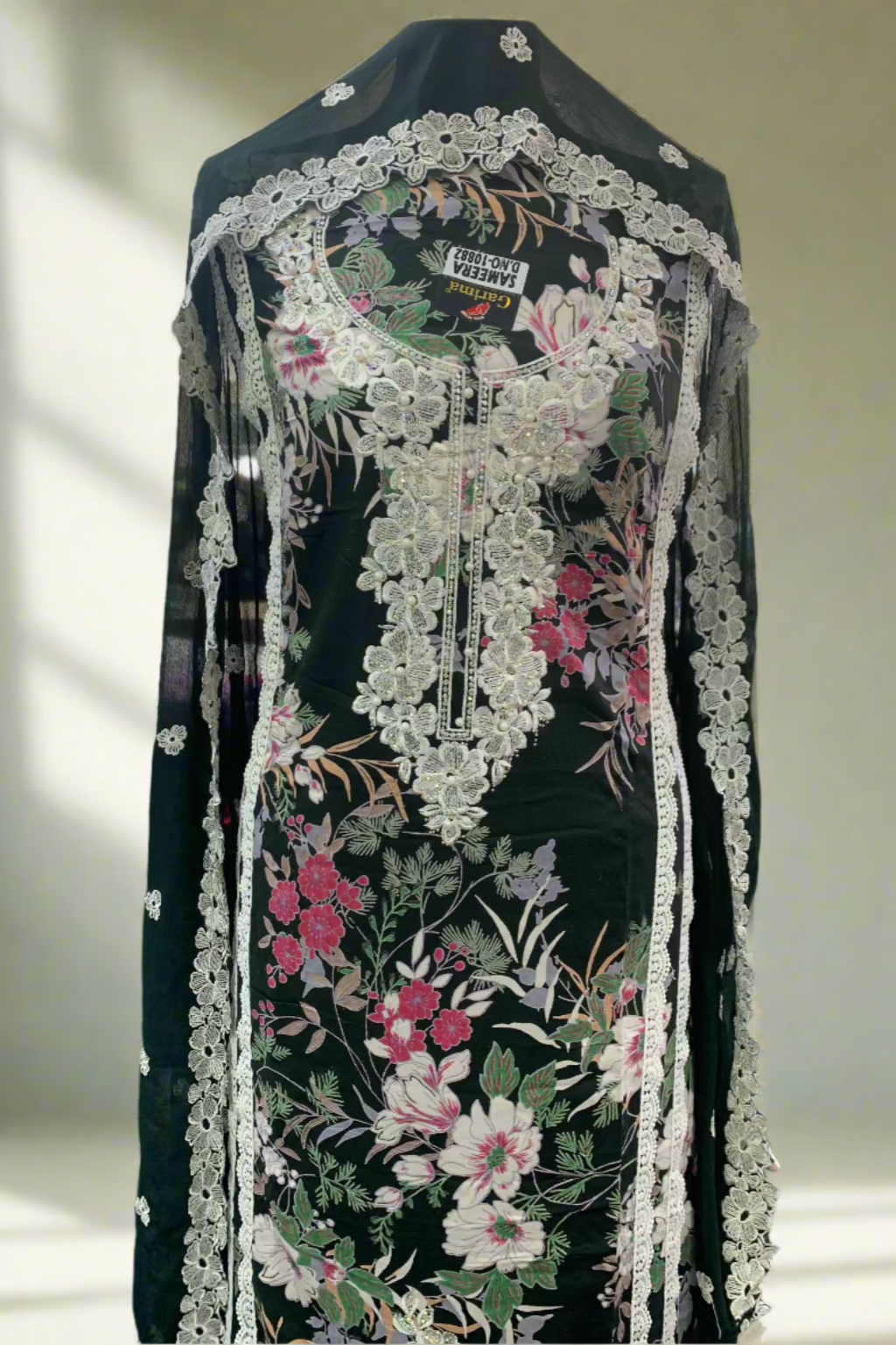 10882 Embroidery & Lace Detail Floral Cotton 3pc Unstitched Suit