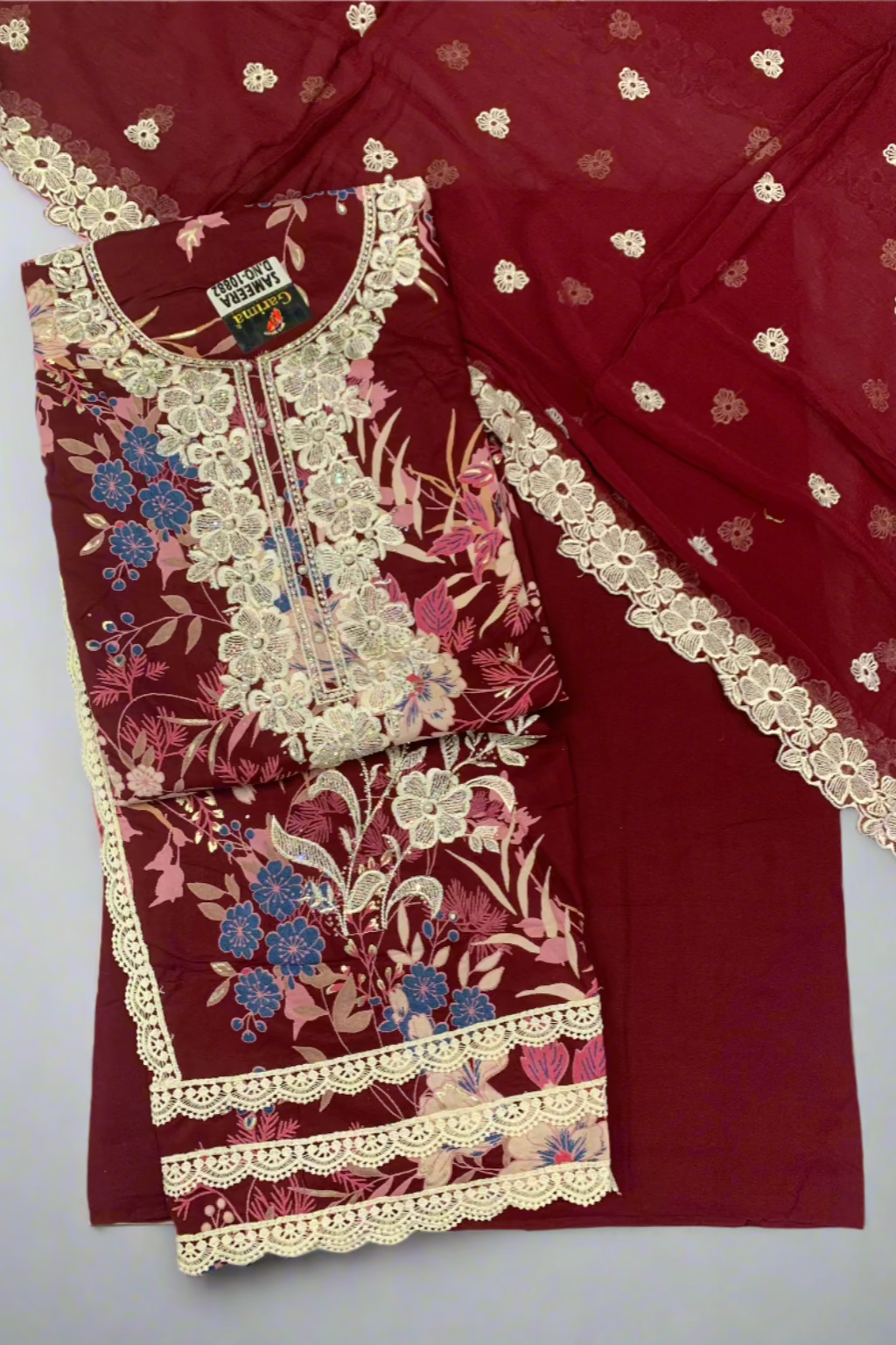 10882 Embroidery & Lace Detail Floral Cotton 3pc Unstitched Suit