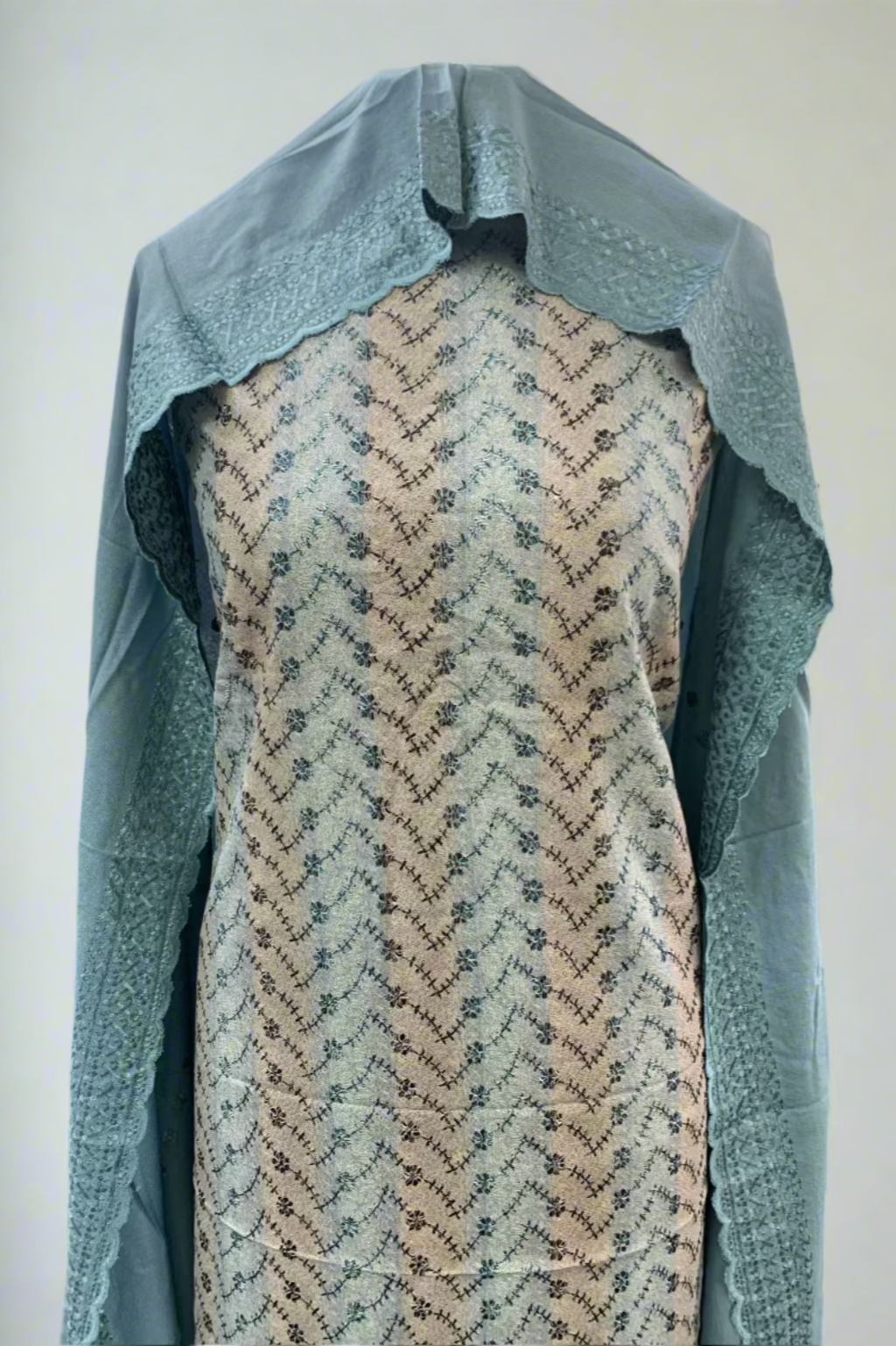195 Floral Print Embroidered Alpine 3pc Warm Unstitched Suit