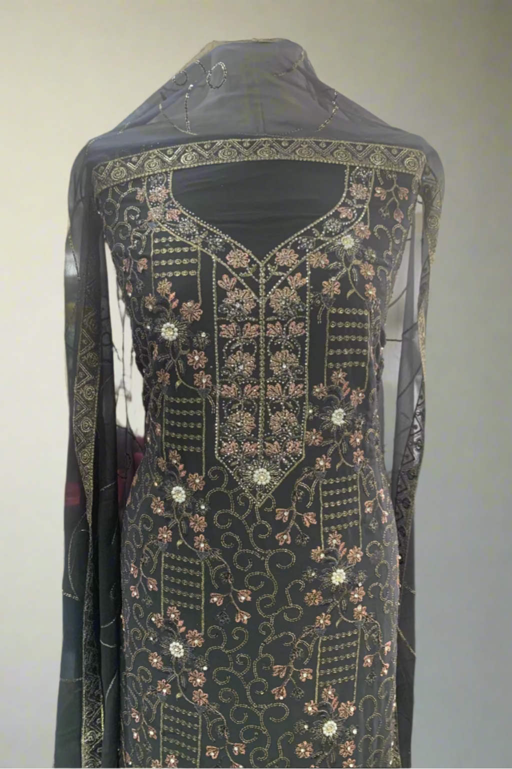 1558 Embroidered 4pc Net Suit with Sequins & Embellishments