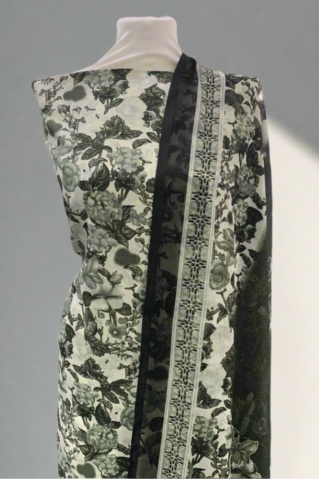 D163 Floral Print 3pc Unstitched Crepe Suit