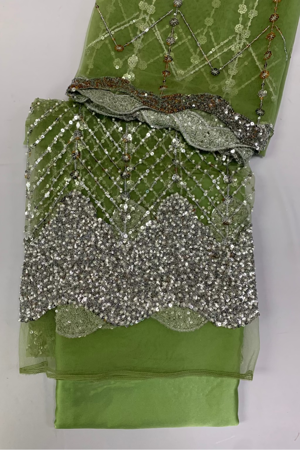 2200 Pearls & Sequin 4pc Net Heavy Party Suit