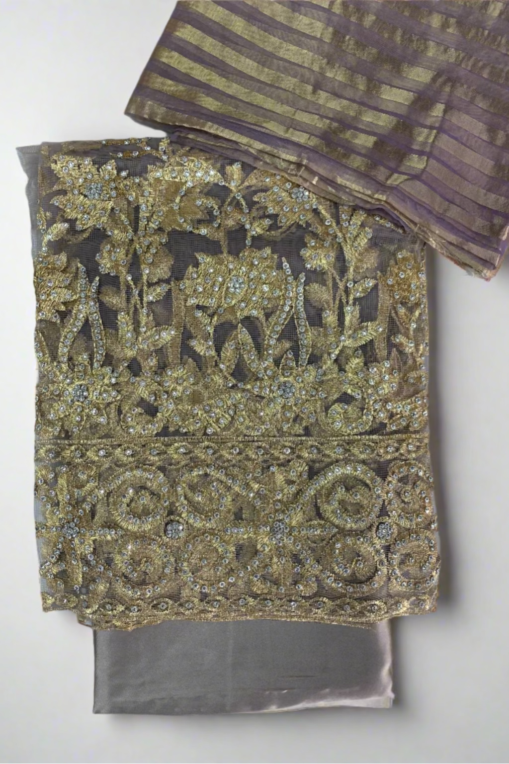 1060 Gold Leaf Embroidery & Diamante 4pc Net Suit