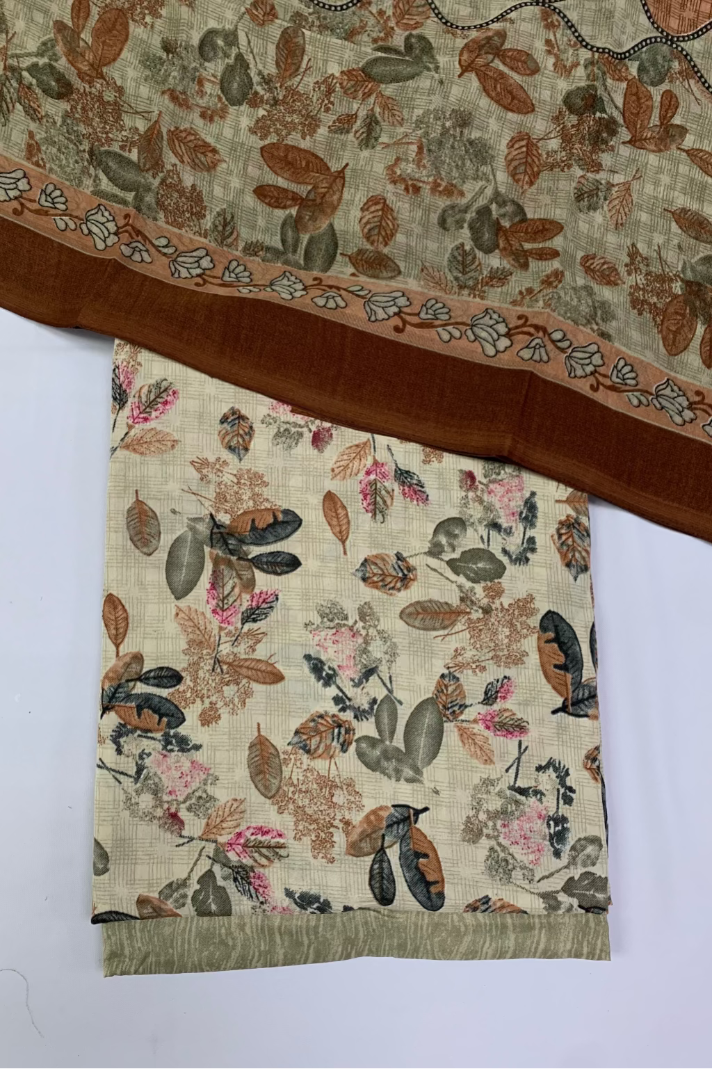 D164 Leaf Print 3pc Unstitched Crepe Suit