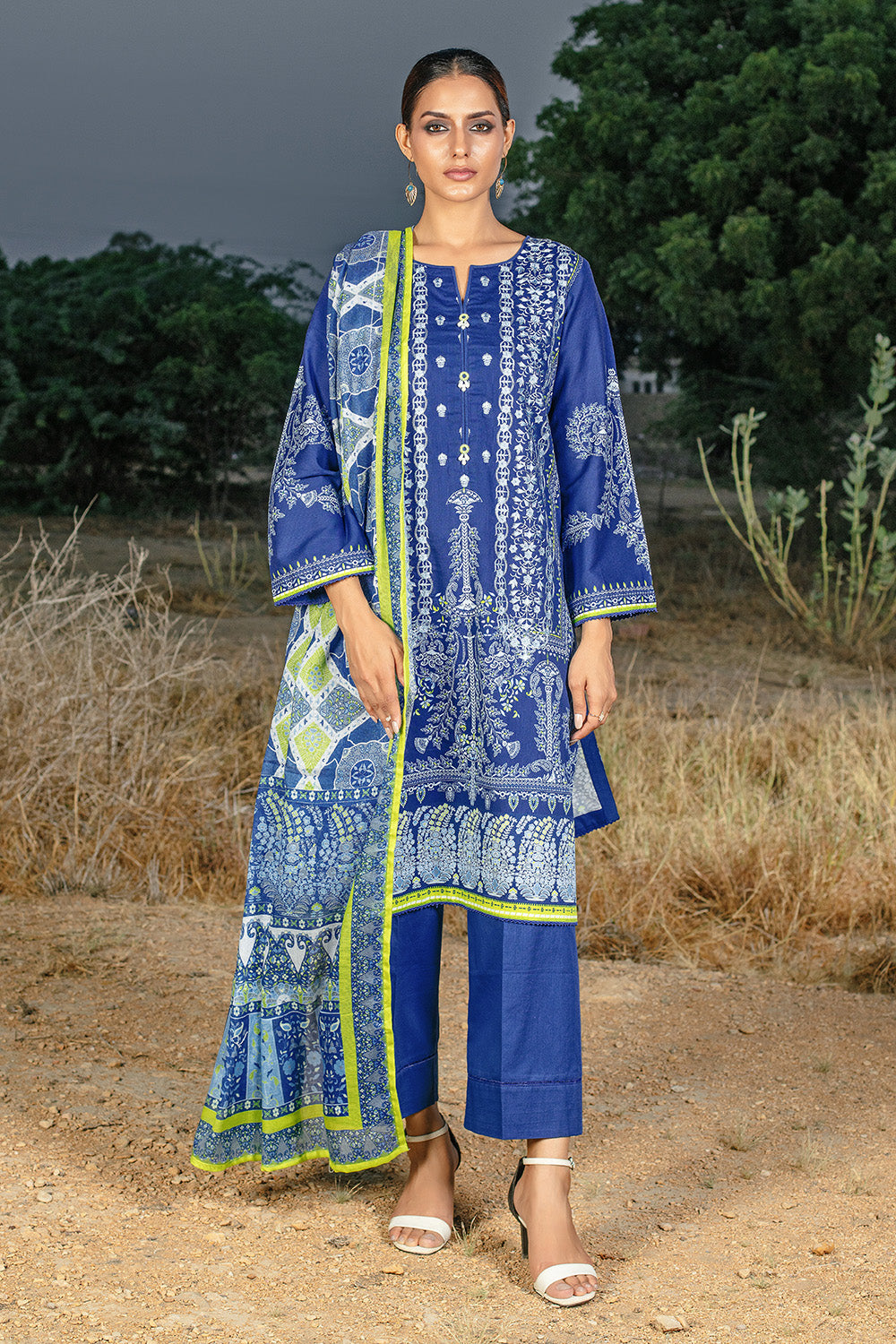 Unstitched Digital Printed Cotton Net Salwar Kameez Suit Gul Ahmed CD-32009