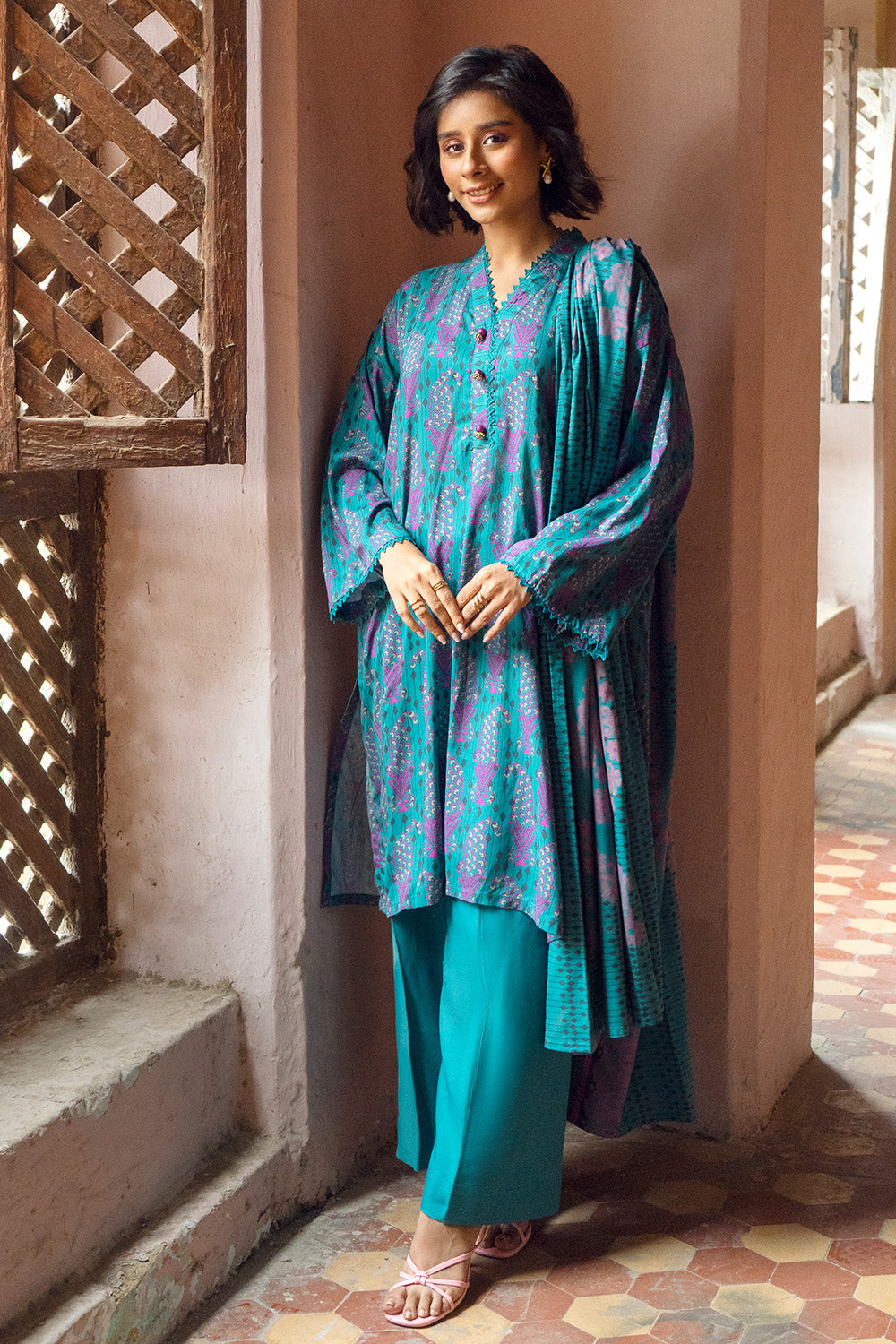 Unstitched Digital Printed Linen Salwar Kameez Suit Gul Ahmed LT-32010 A