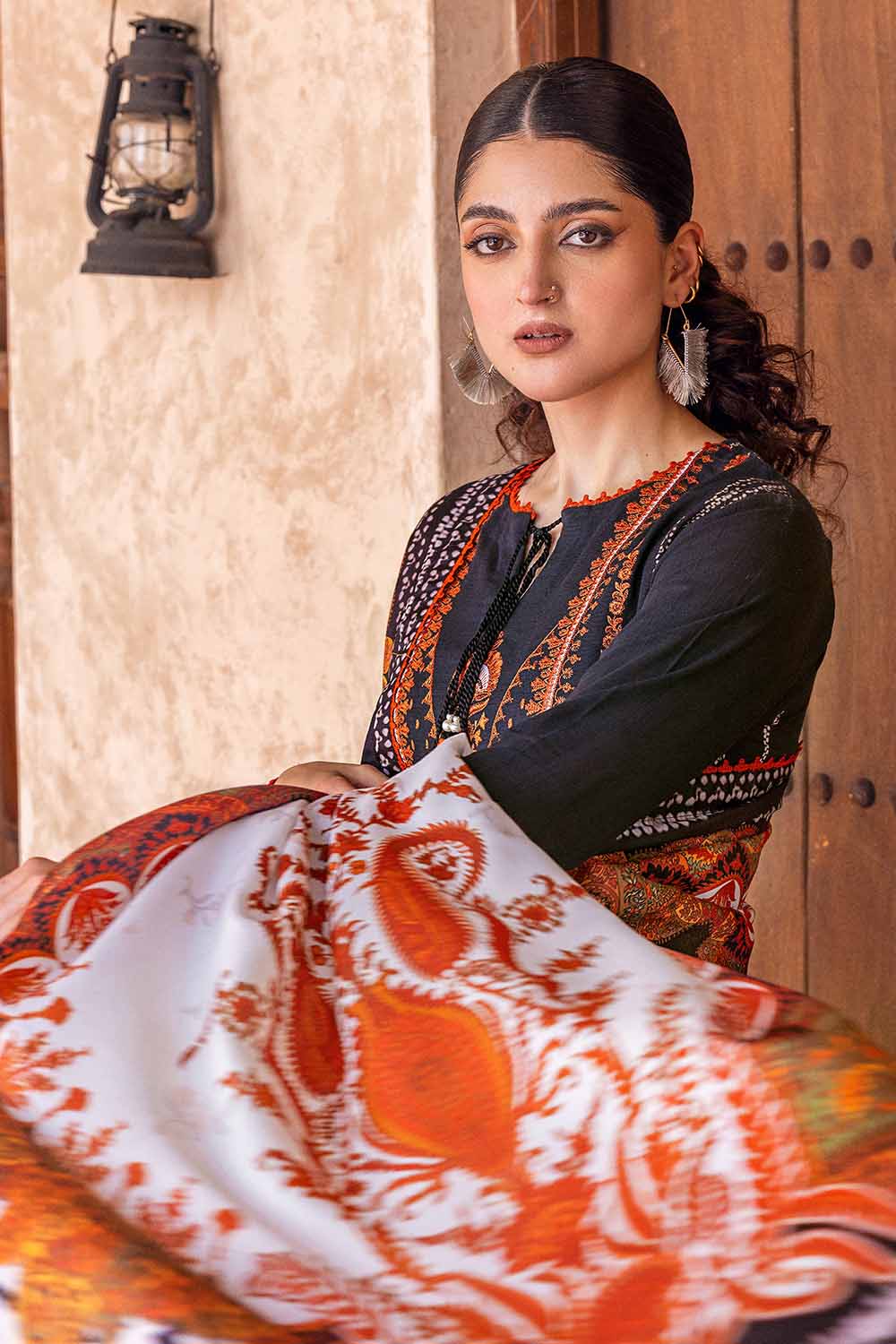 Unstitched Digital Printed Pashmina Salwar Kameez Suit Gul Ahmed AP-32053