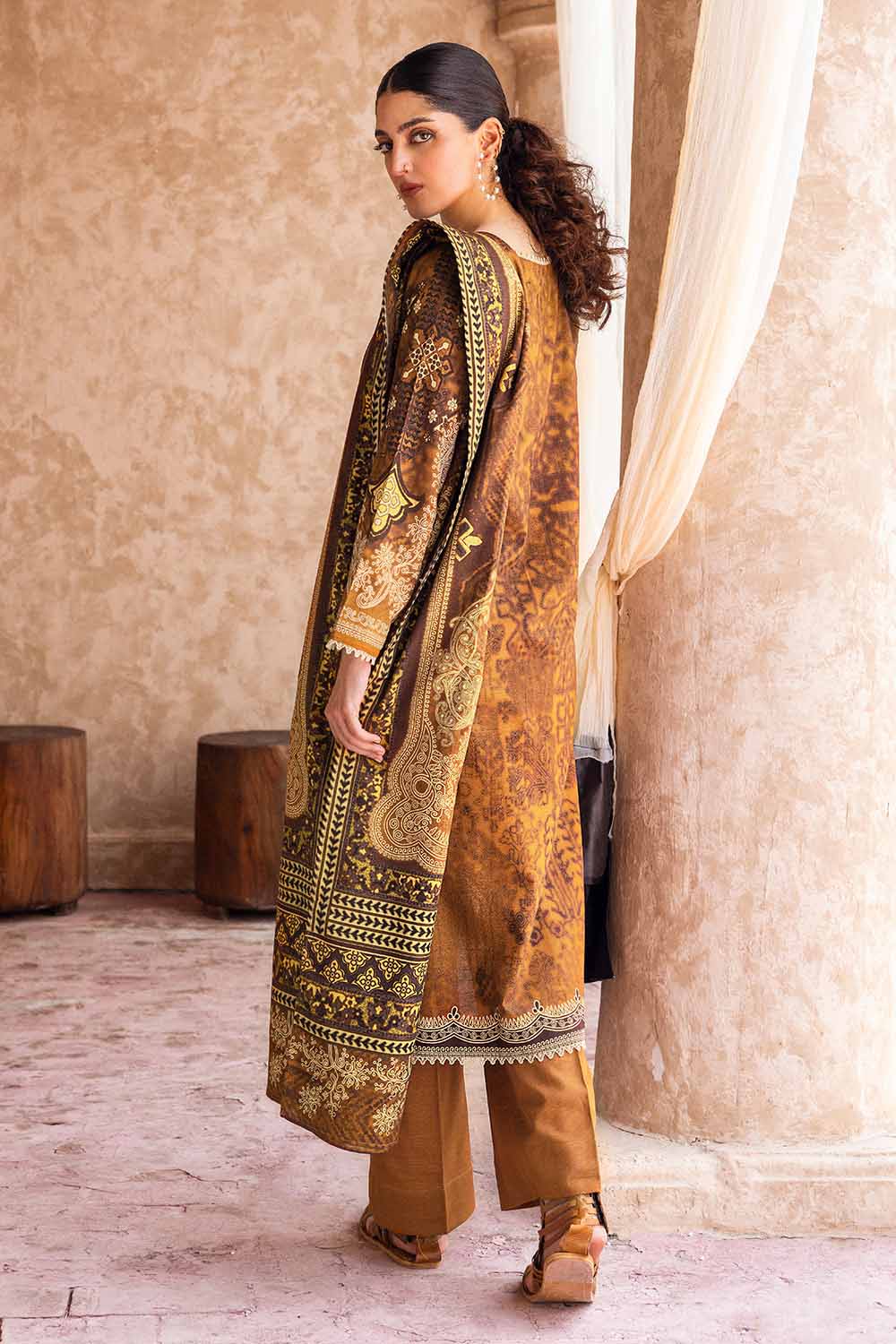 Unstitched Digital Printed Salwar Kameez Suit Gul Ahmed K-32016