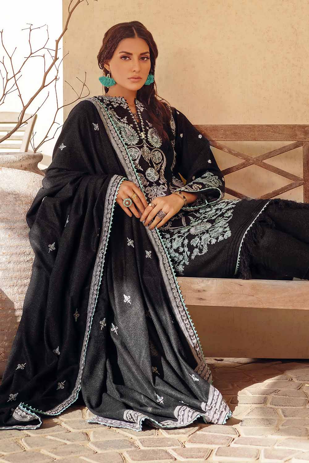 Unstitched Embroidered Linen Salwar Kameez Suit Gul Ahmed RC-32001