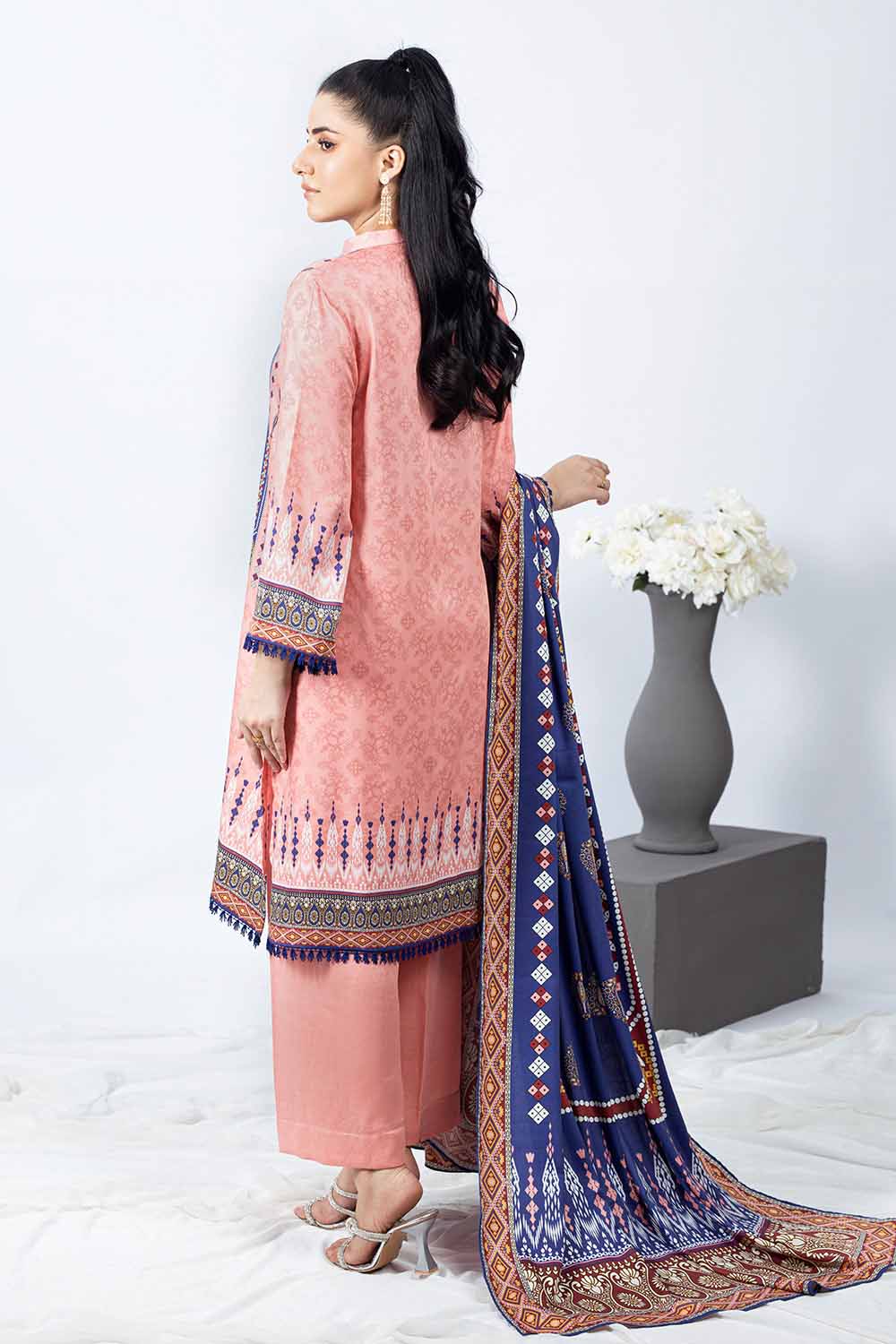 Unstitched Printed Cotail Salwar Kameez Suit Gul Ahmed WNS-32251 B