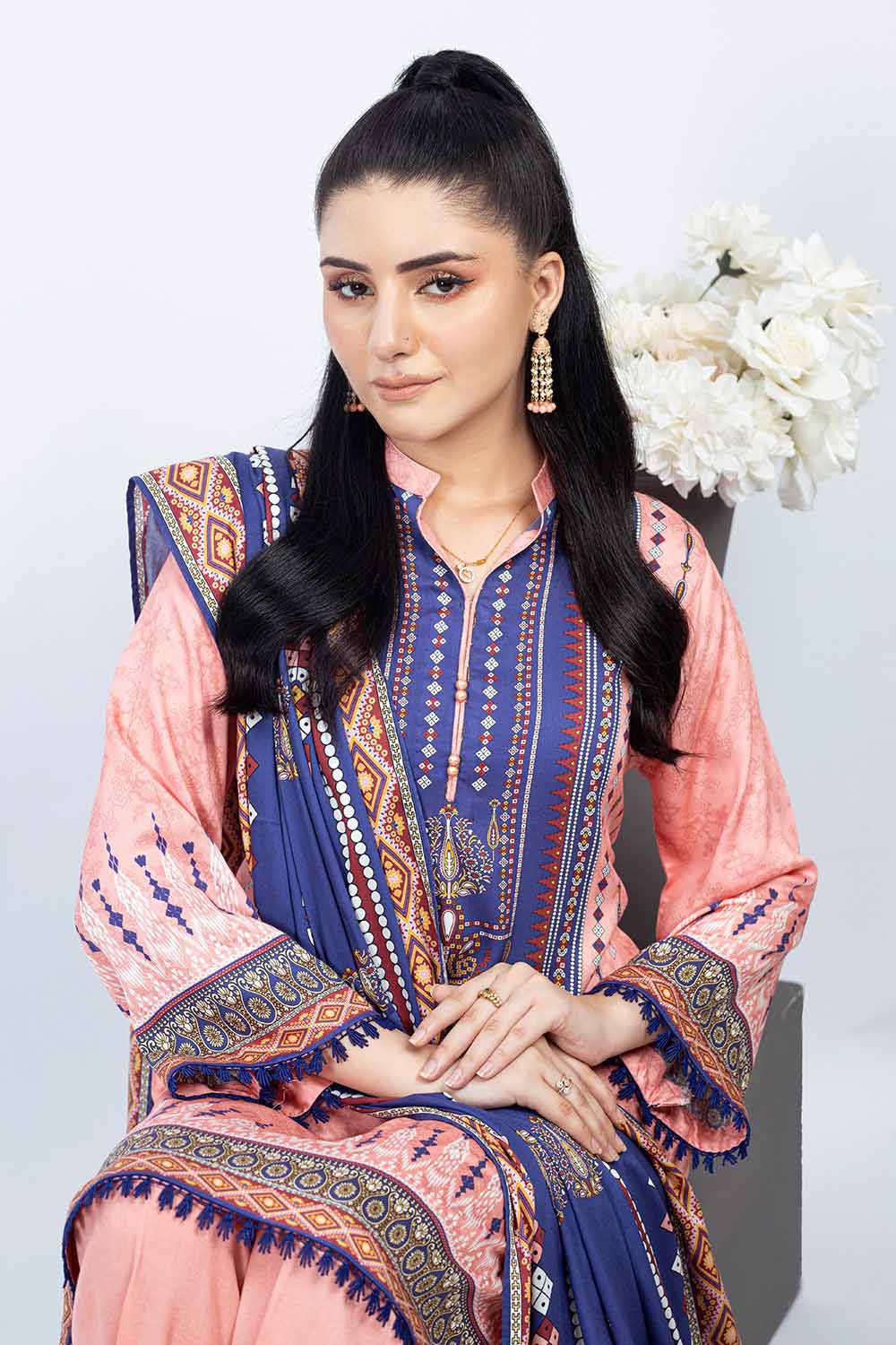 Unstitched Printed Cotail Salwar Kameez Suit Gul Ahmed WNS-32251 B