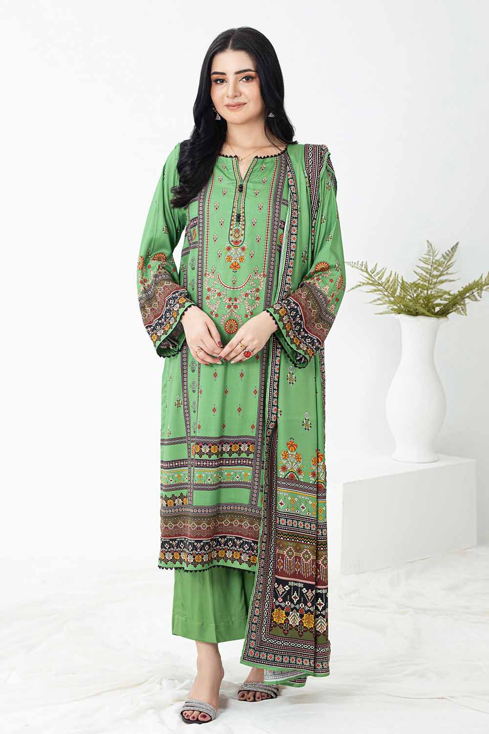 Unstitched Printed Cotail Salwar Kameez Suit Gul Ahmed WNS-32255 B