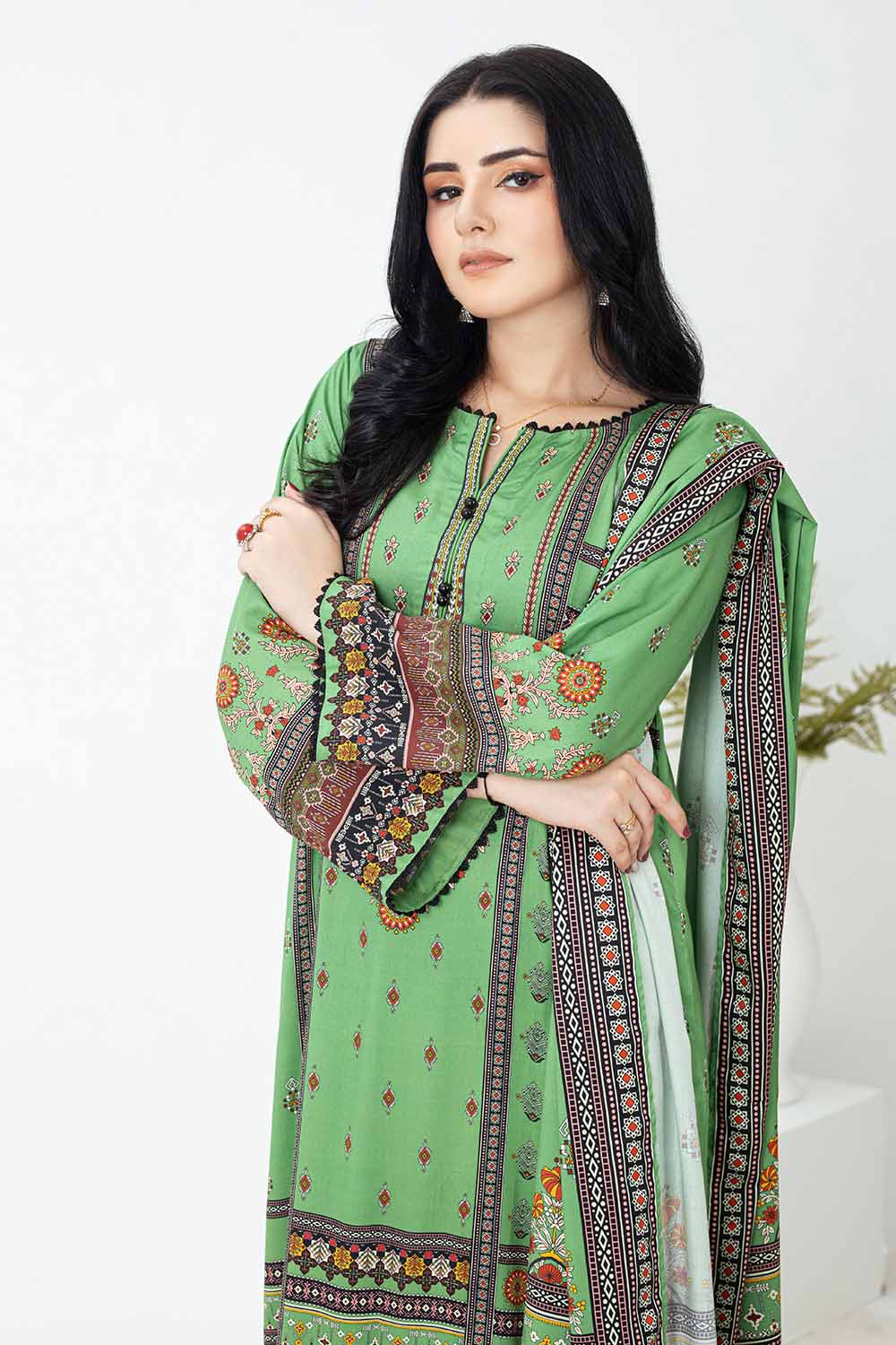 Unstitched Printed Cotail Salwar Kameez Suit Gul Ahmed WNS-32255 B