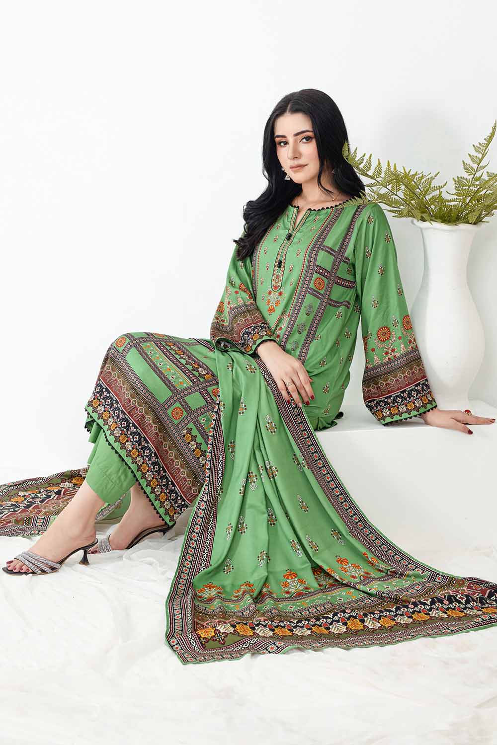 Unstitched Printed Cotail Salwar Kameez Suit Gul Ahmed WNS-32255 B