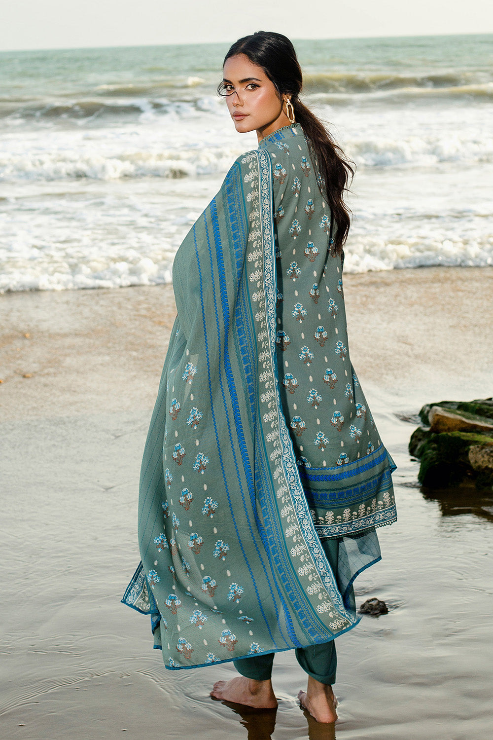 Unstitched Printed Cotton Net Salwar Kameez Suit Gul Ahmed CD-32001 B