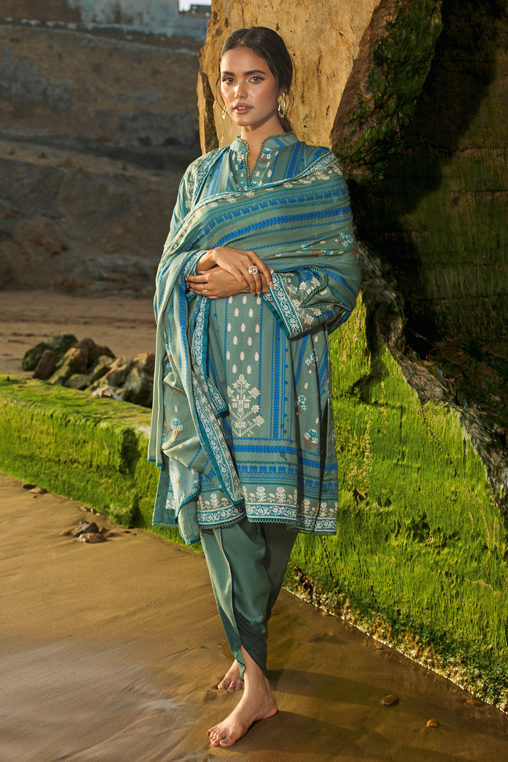 Unstitched Printed Cotton Net Salwar Kameez Suit Gul Ahmed CD-32001 B