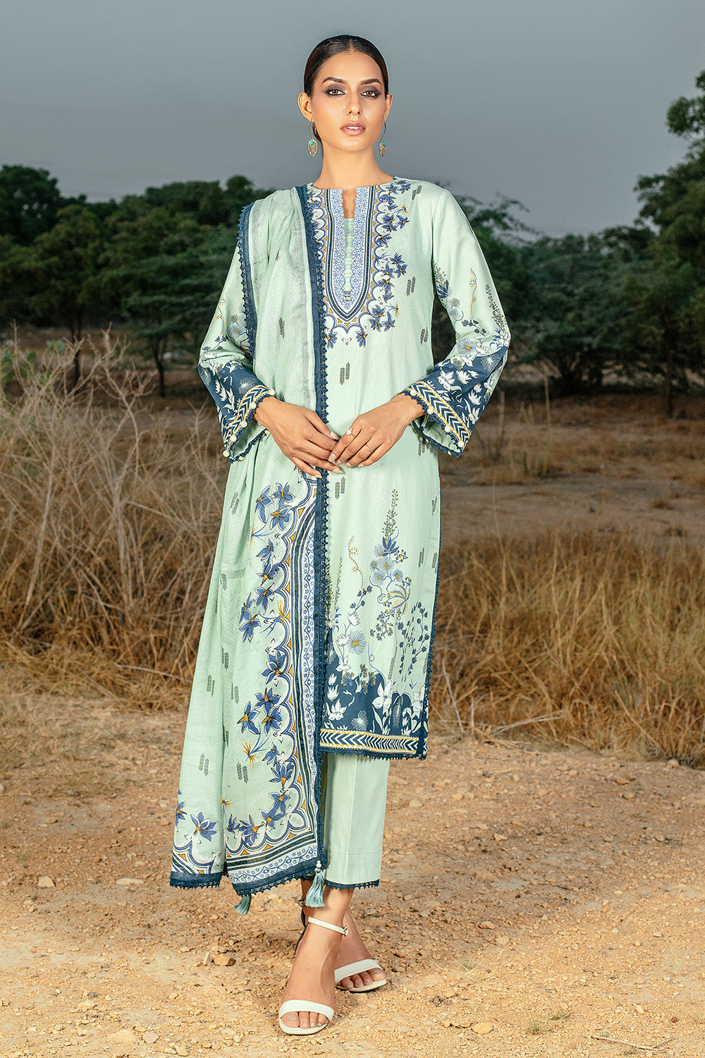 Unstitched Printed Cotton Net Salwar Kameez Suit Gul Ahmed CD-32004 A