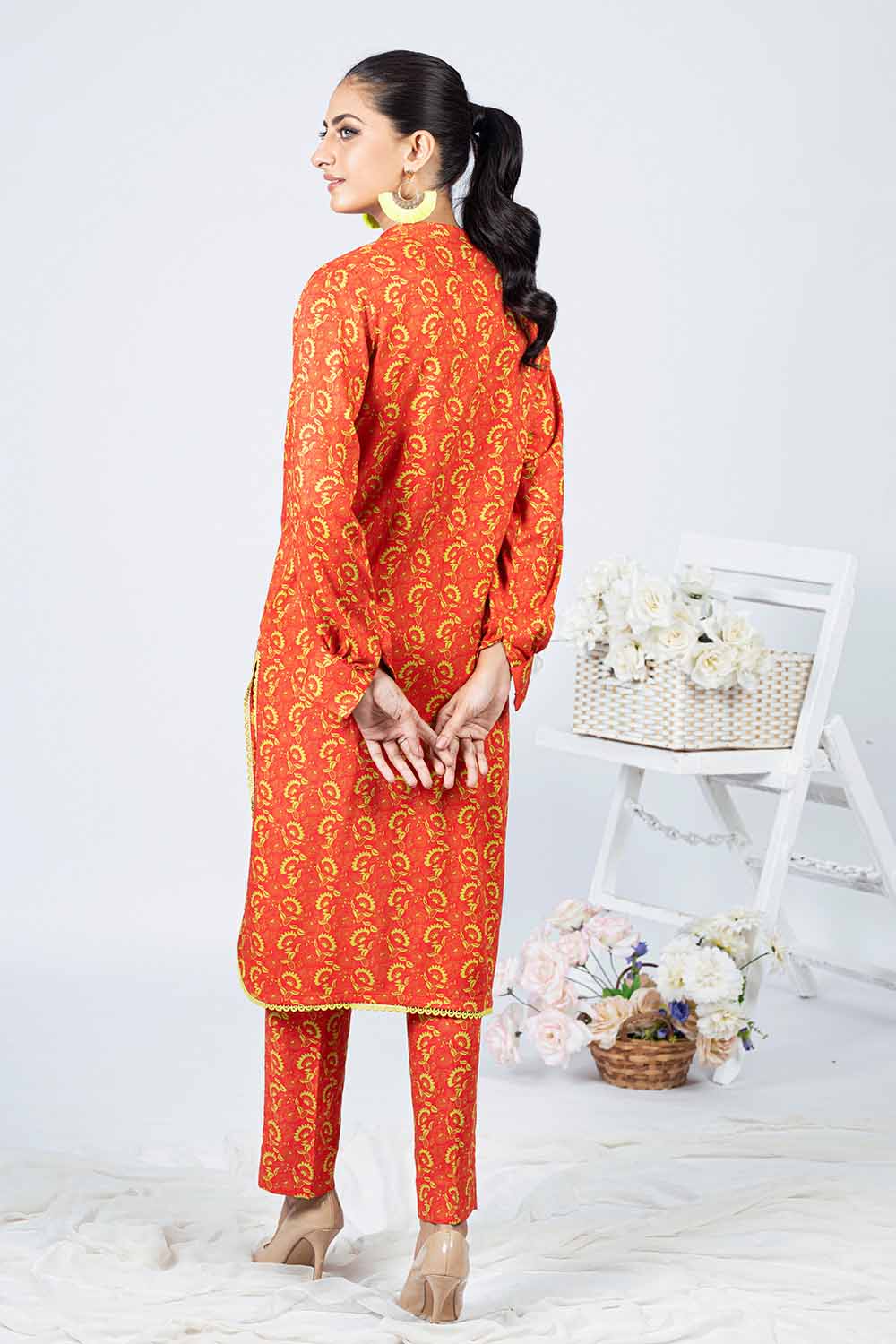 Unstitched Printed Twill Linen Salwar Kameez Suit Gul Ahmed WNST-32089