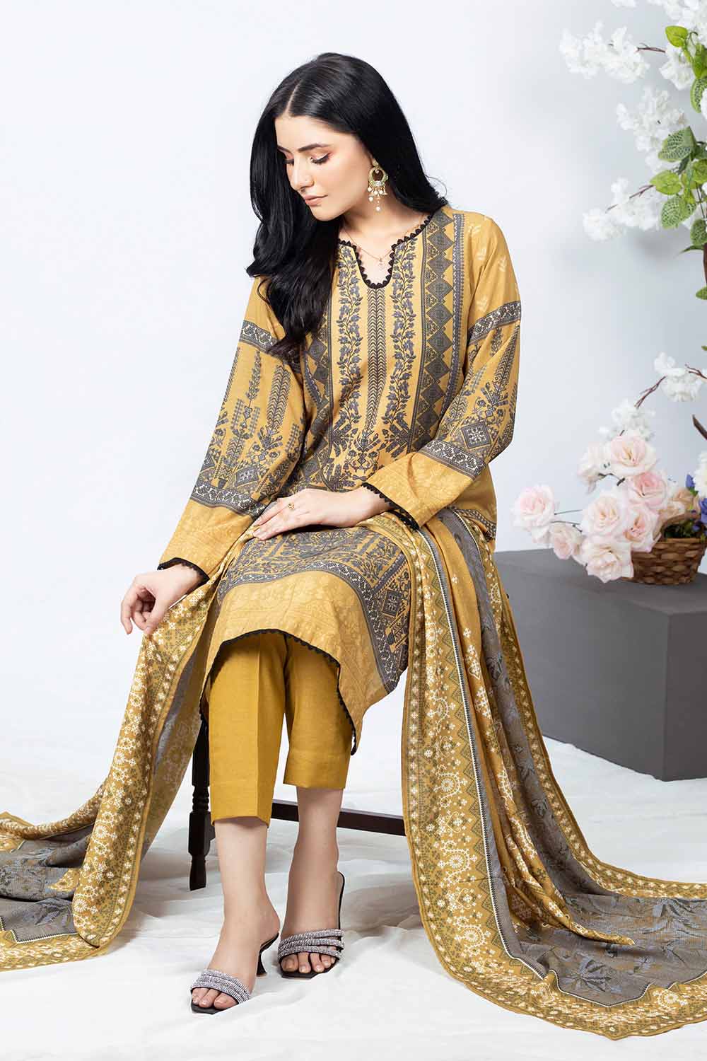 Unstitched Printed Karandi Salwar Kameez Suit Gul Ahmed WNS-32177
