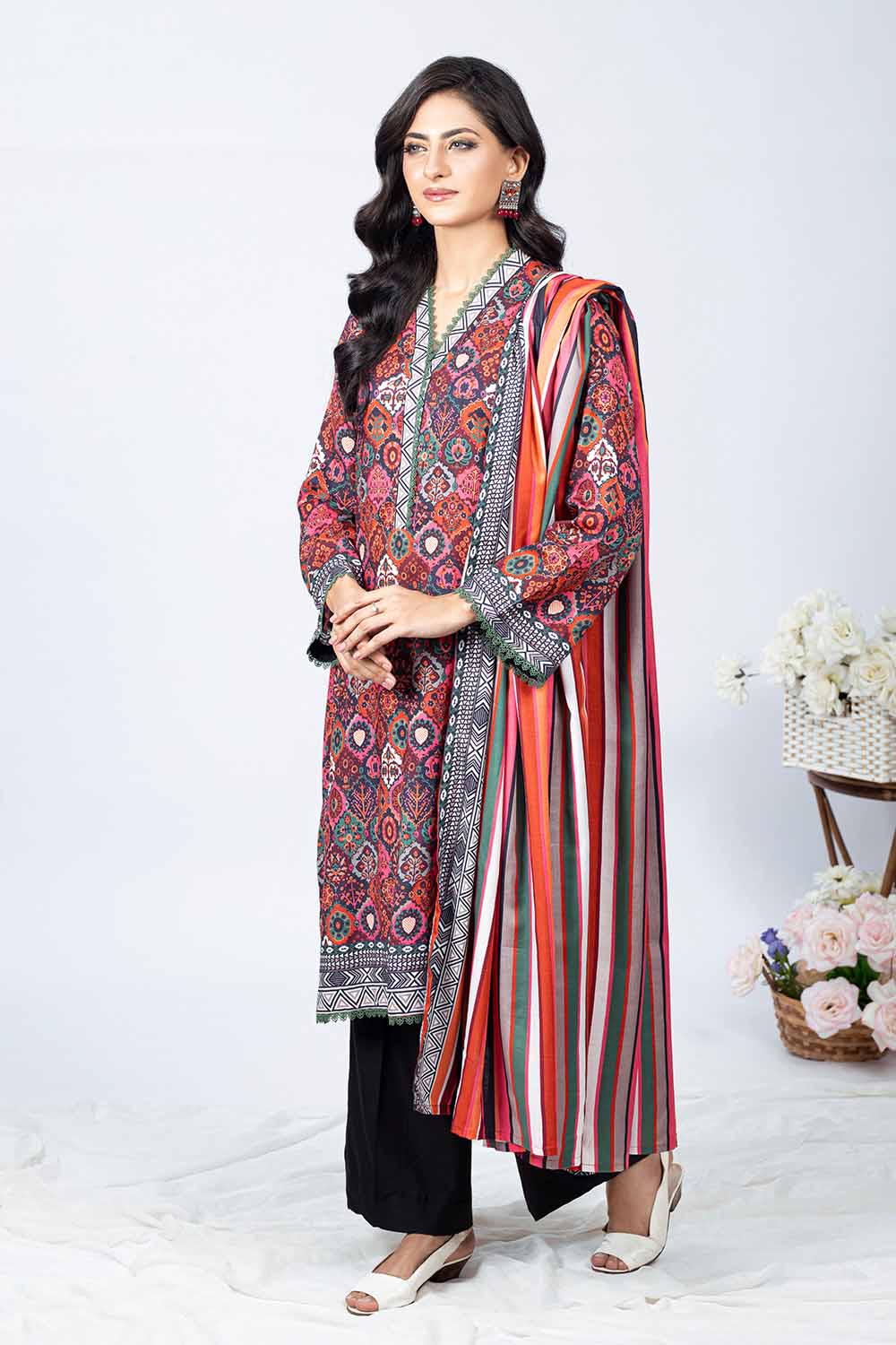 Unstitched Printed Linen Salwar Kameez Suit Gul Ahmed WNS-32217 A