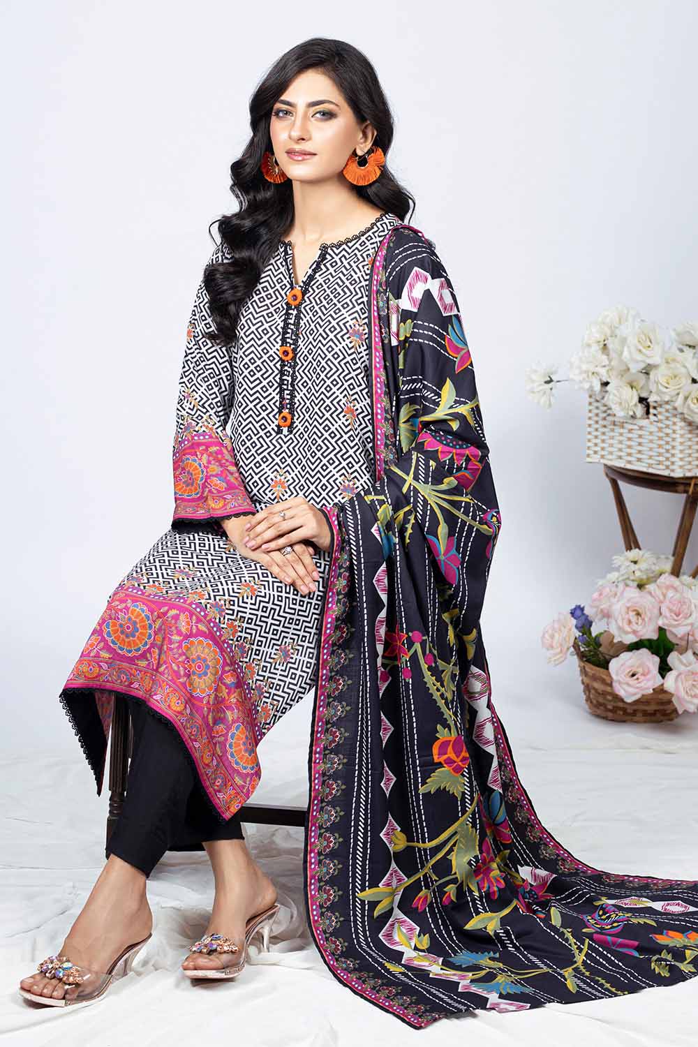 Unstitched Printed Linen Salwar Kameez Suit Gul Ahmed WNS-32229 A