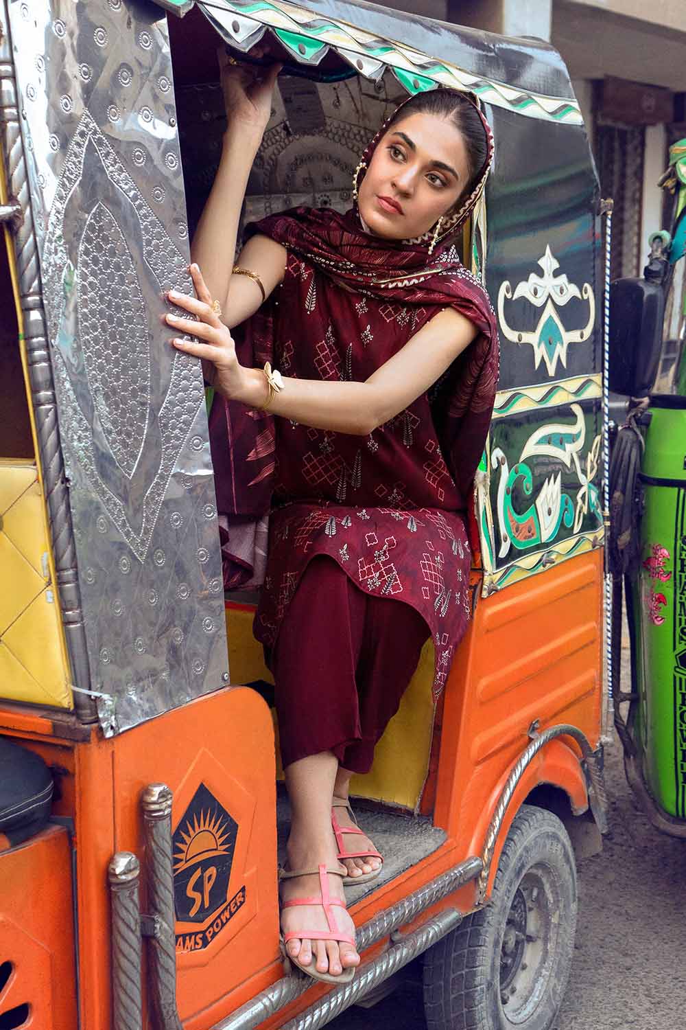 Unstitched Dobby Linen Salwar Kameez Suit Gul Ahmed LT-32013 B