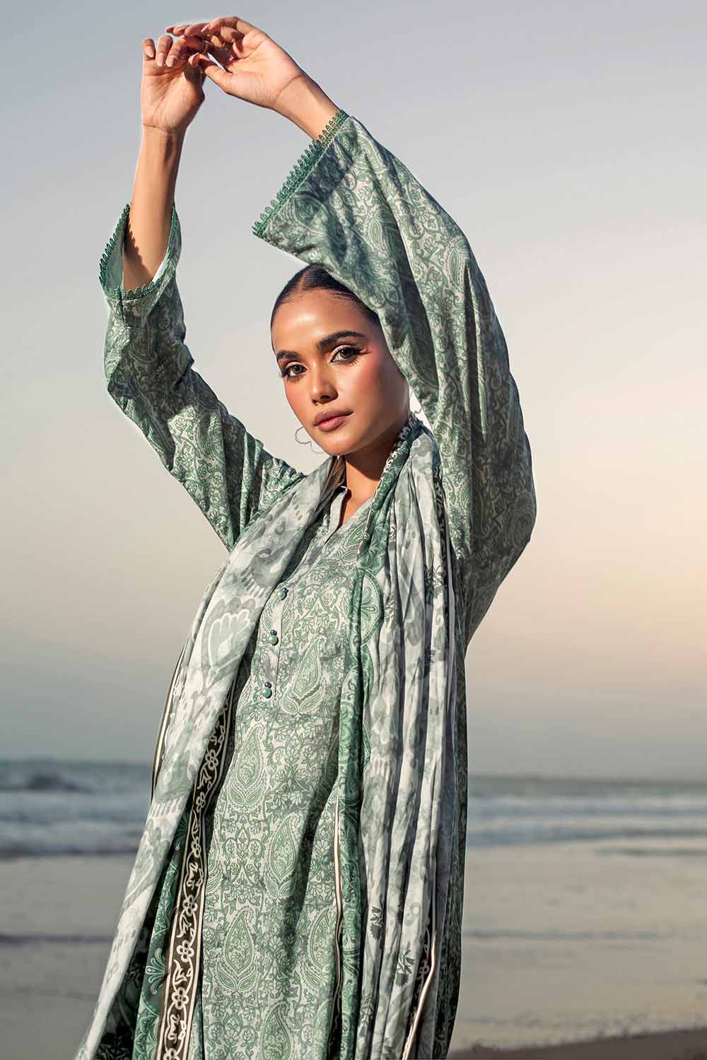 Unstitched Printed Linen Suit Salwar Kameez Gul Ahmed LT-32021 B