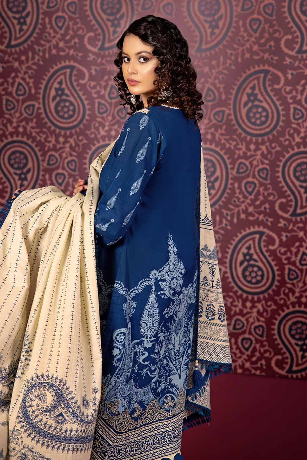 Unstitched Printed Salwar Kameez Suit Gul Ahmed K-32041