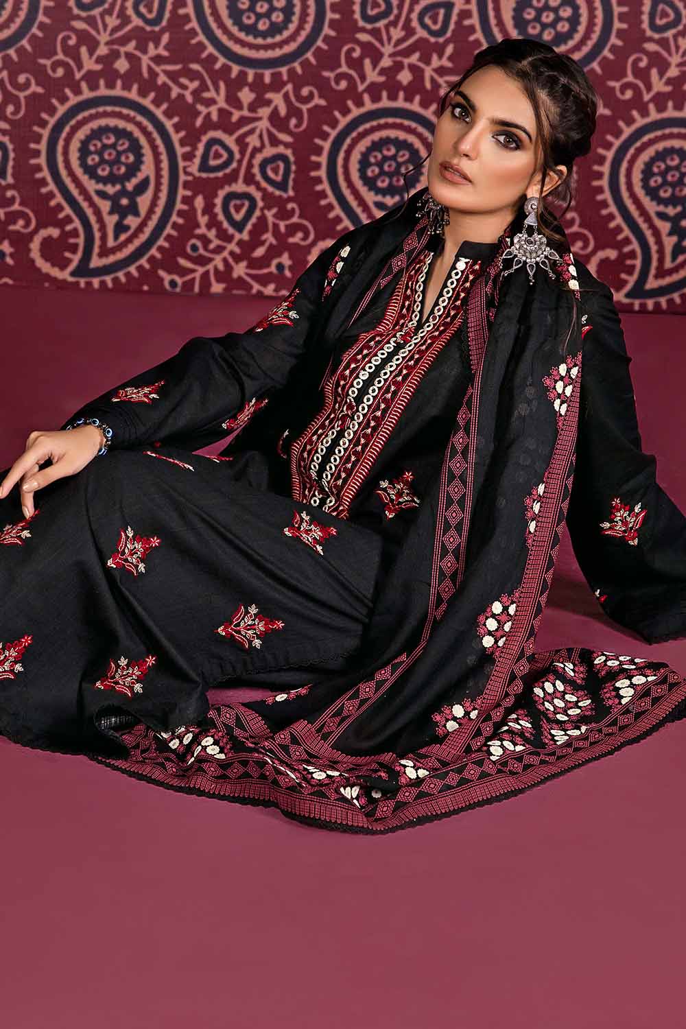 Unstitched Silver & Lacquer Printed Salwar Kameez Suit Gul Ahmed CN-32030