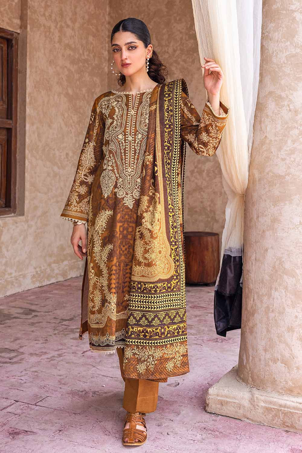 Unstitched Digital Printed Salwar Kameez Suit Gul Ahmed K-32016