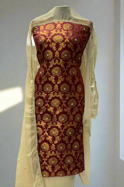 D24 Ladies Banarsi Jacquard Printed 3pc Unstitched Suit