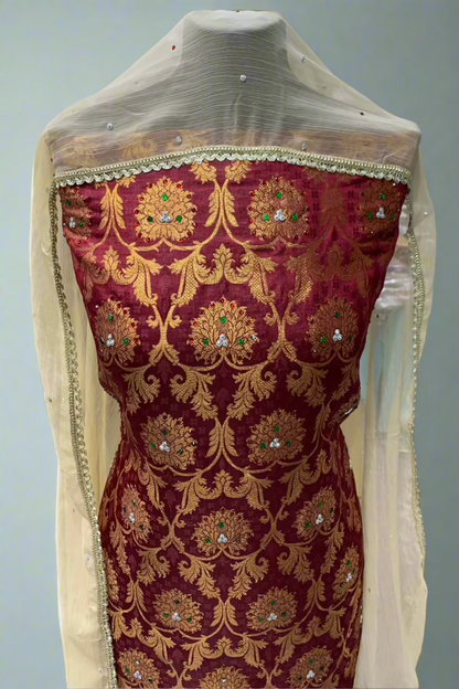 D24 Ladies Banarsi Jacquard Printed 3pc Unstitched Suit